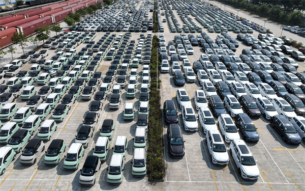 Kendaraan energi anyar China nyepetake entri kasebut menyang pasar wetan tengah, kanthi intelijen lan lokalisasi dadi faktor utama.