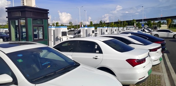 Bisnis ekspor kendaraan energi anyar kita saiki terus maju