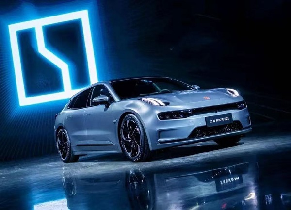 Saka Debut CES nganti Kamenangan Gurun: Zeekr Njupuk Timur Tengah dening Badai